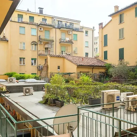 Alloggio Con Terrazzo - Belfiore 볼로냐
