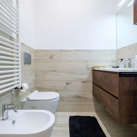 Alloggio Con Terrazzo - Belfiore * 볼로냐