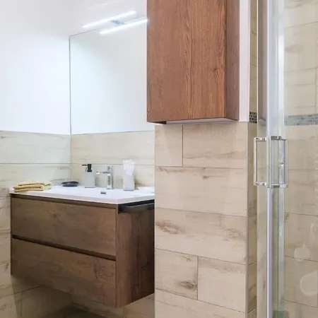 Alloggio Con Terrazzo - Belfiore Appartement Bologna